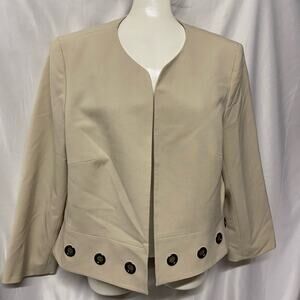 Jones Studio Separates Jacket Blazer Size M Cream Large Grommets Lined Short EUC